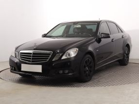 Mercedes-Benz E - 2011