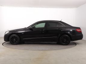 Mercedes-Benz E - 2011