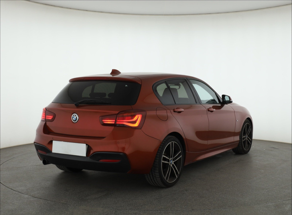 BMW 1