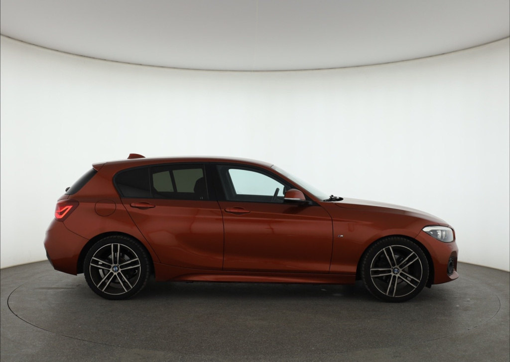BMW 1