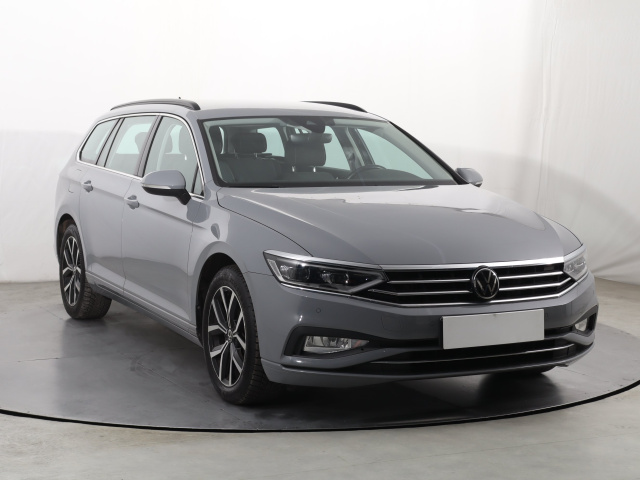 Volkswagen Passat 2022