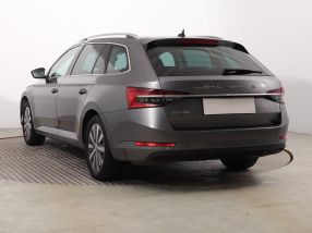 Skoda Superb - 2023