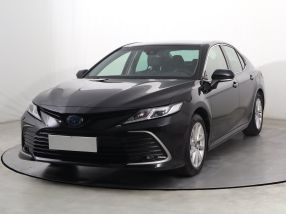 Toyota Camry - 2021