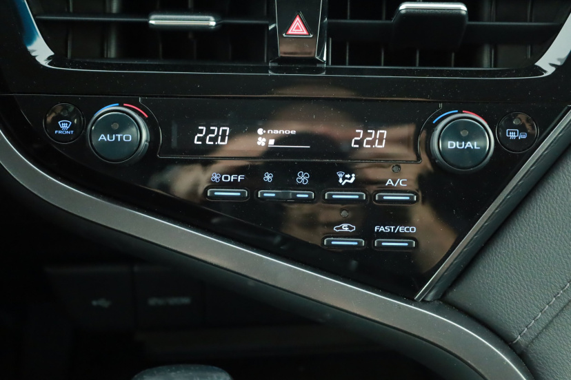 Toyota Camry, 2023