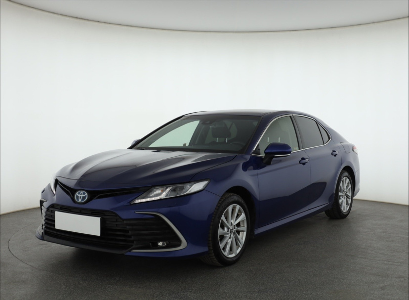 Toyota Camry, 2023