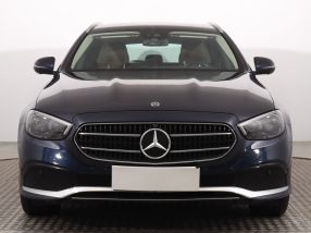 Mercedes - Benz E - 2021