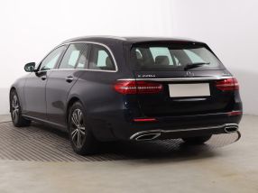 Mercedes - Benz E - 2021