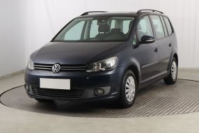 Volkswagen Touran - 2011