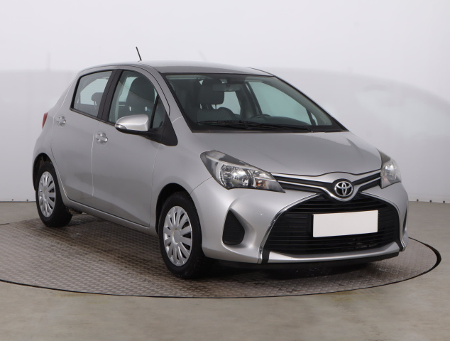 Toyota Yaris 2015