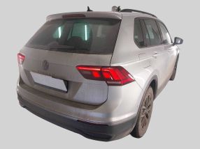 Volkswagen Tiguan - 2021