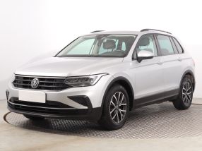 Volkswagen Tiguan - 2021