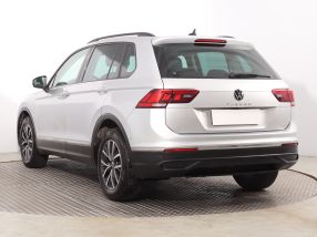 Volkswagen Tiguan - 2021