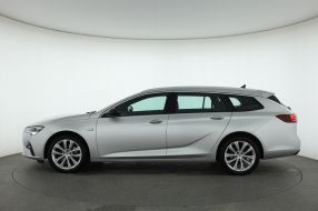 Opel Insignia - 2022