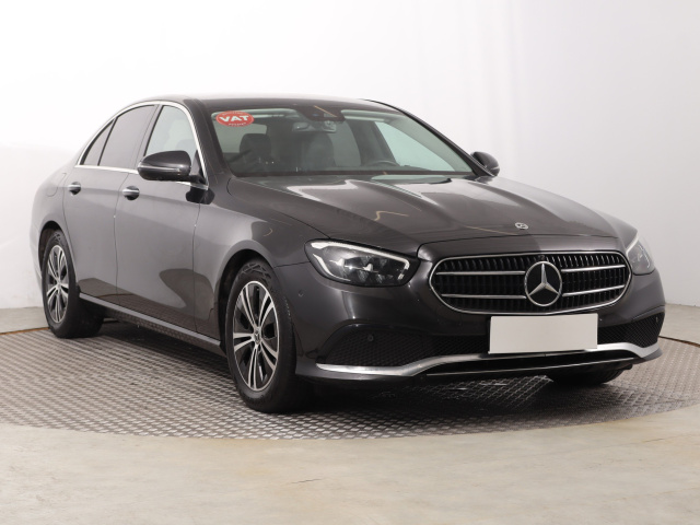 Mercedes-Benz E 2022