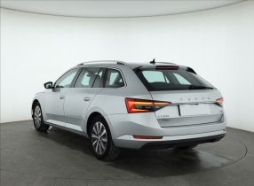 Škoda Superb - 2022