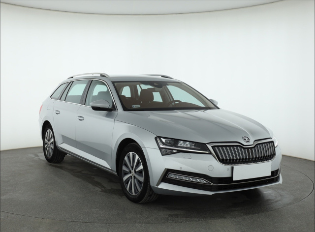 Skoda Superb 2022
