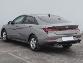 Hyundai Elantra - 2022