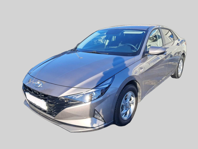 Hyundai Elantra 2022