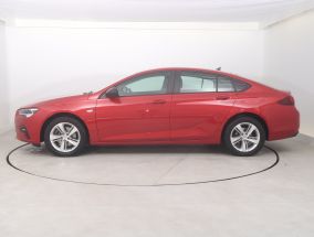 Opel Insignia - 2021