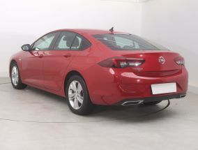 Opel Insignia - 2021