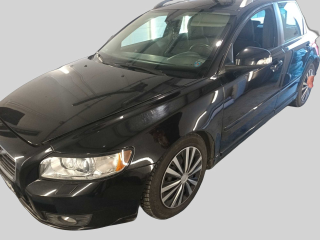 Volvo V50 2011