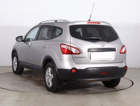 Nissan Qashqai+2 - 2011