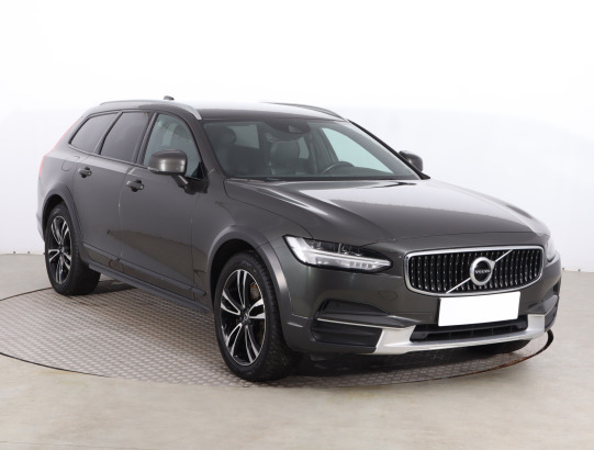 Volvo V90 Cross Country