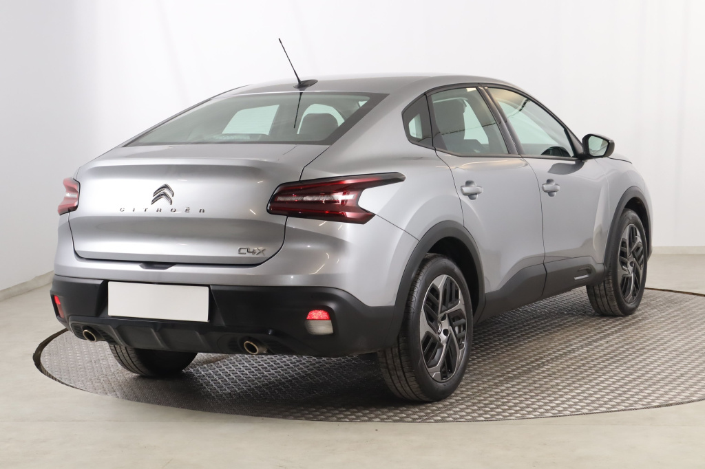Citroen C4 X