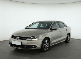 Volkswagen Jetta - 2014
