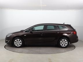 Opel Astra - 2014