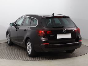 Opel Astra - 2014