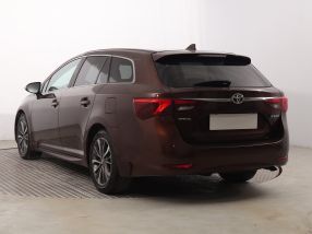 Toyota Avensis - 2015