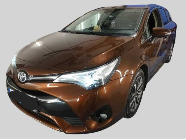 Toyota Avensis 2015