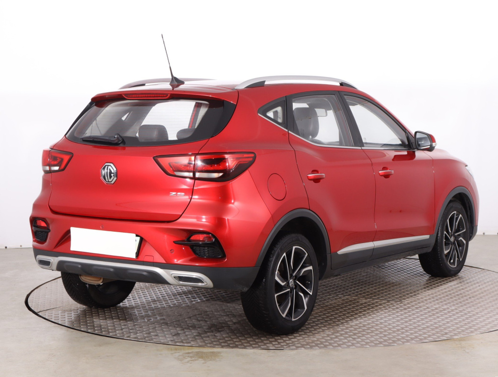 MG ZS SUV