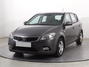 Kia Ceed - 2009