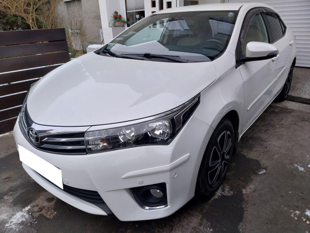 Toyota Corolla 2015