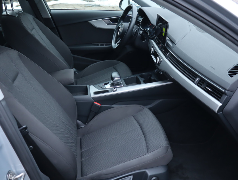 Audi A4, 2020