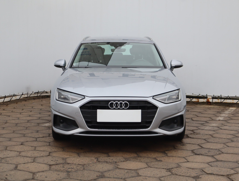 Audi A4, 2020