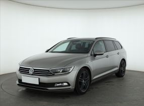 Volkswagen Passat - 2015