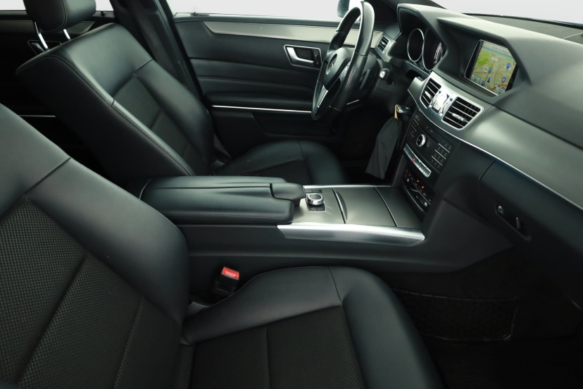 Mercedes-Benz E, 2015
