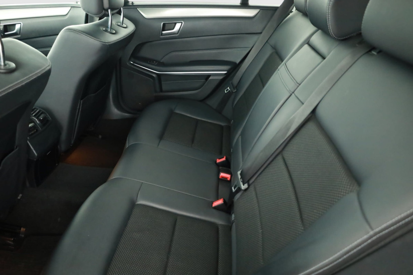 Mercedes-Benz E, 2015