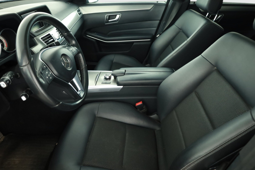 Mercedes-Benz E, 2015