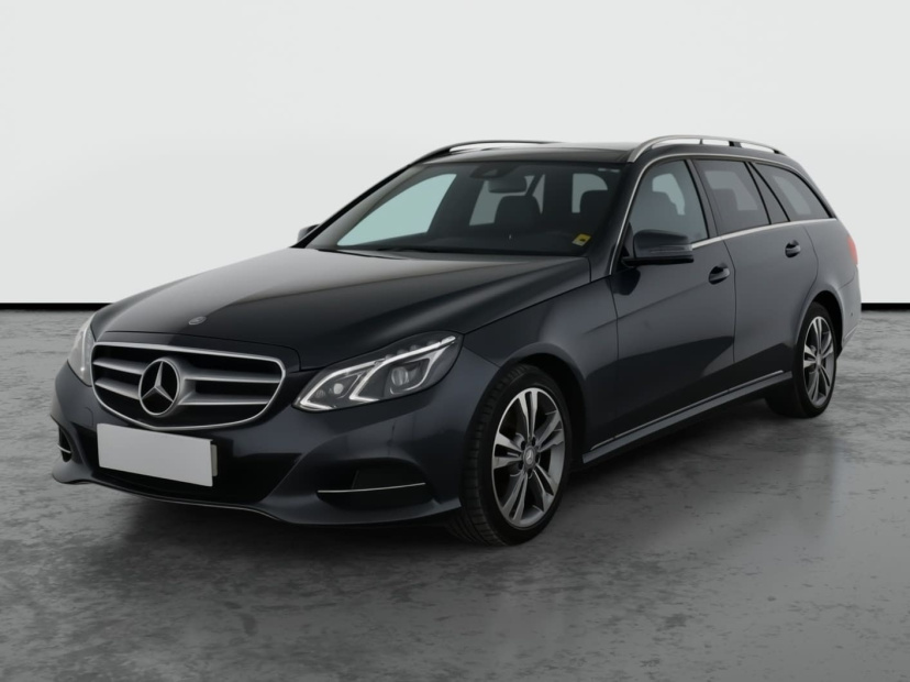 Mercedes-Benz E, 2015