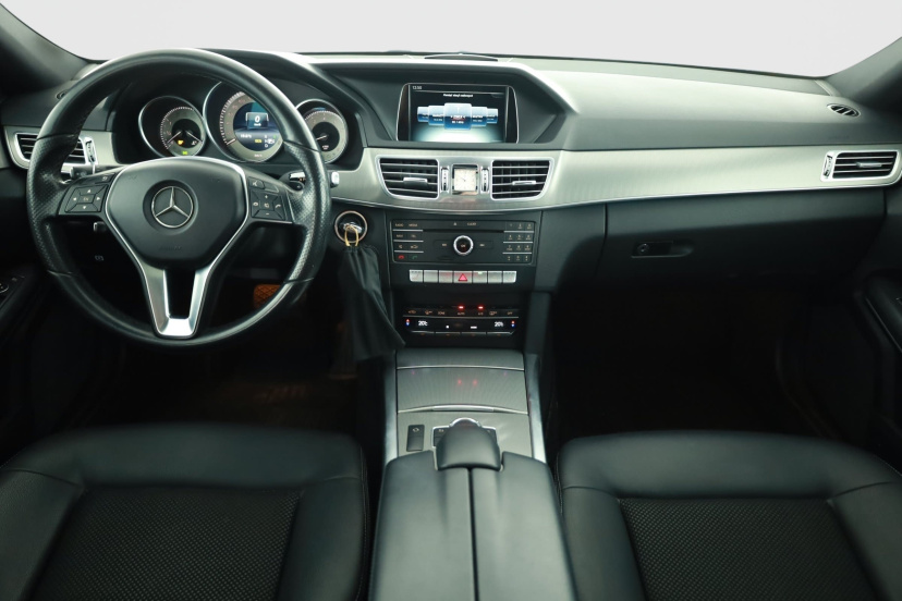Mercedes-Benz E, 2015