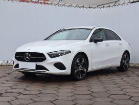Mercedes-Benz A - 2023