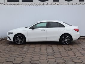 Mercedes-Benz A - 2023