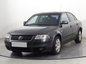 Volkswagen Passat - 2003