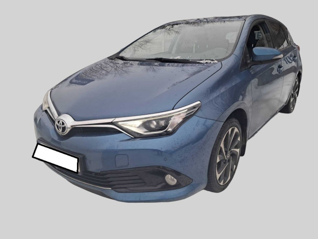 Toyota Auris 2015