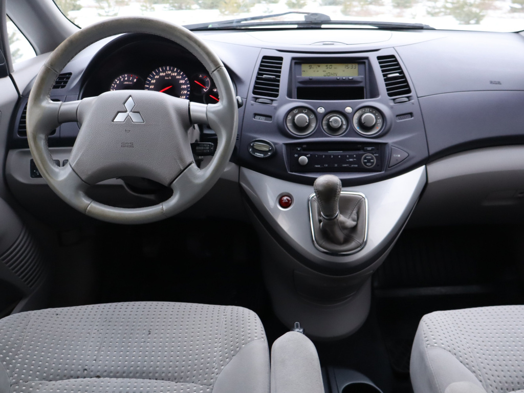 Mitsubishi Grandis