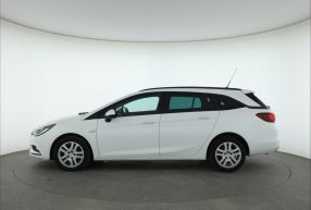 Opel Astra - 2016